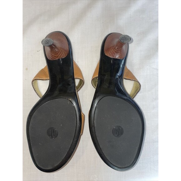 Cole Haan Womens Heels Sandals Size 8.5 AA Tan Leather Slip On Comfort Dressy - Picture 5 of 12